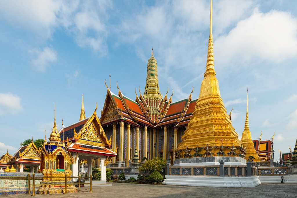Bangkok Travel Guide | Top 15 Places to Visit